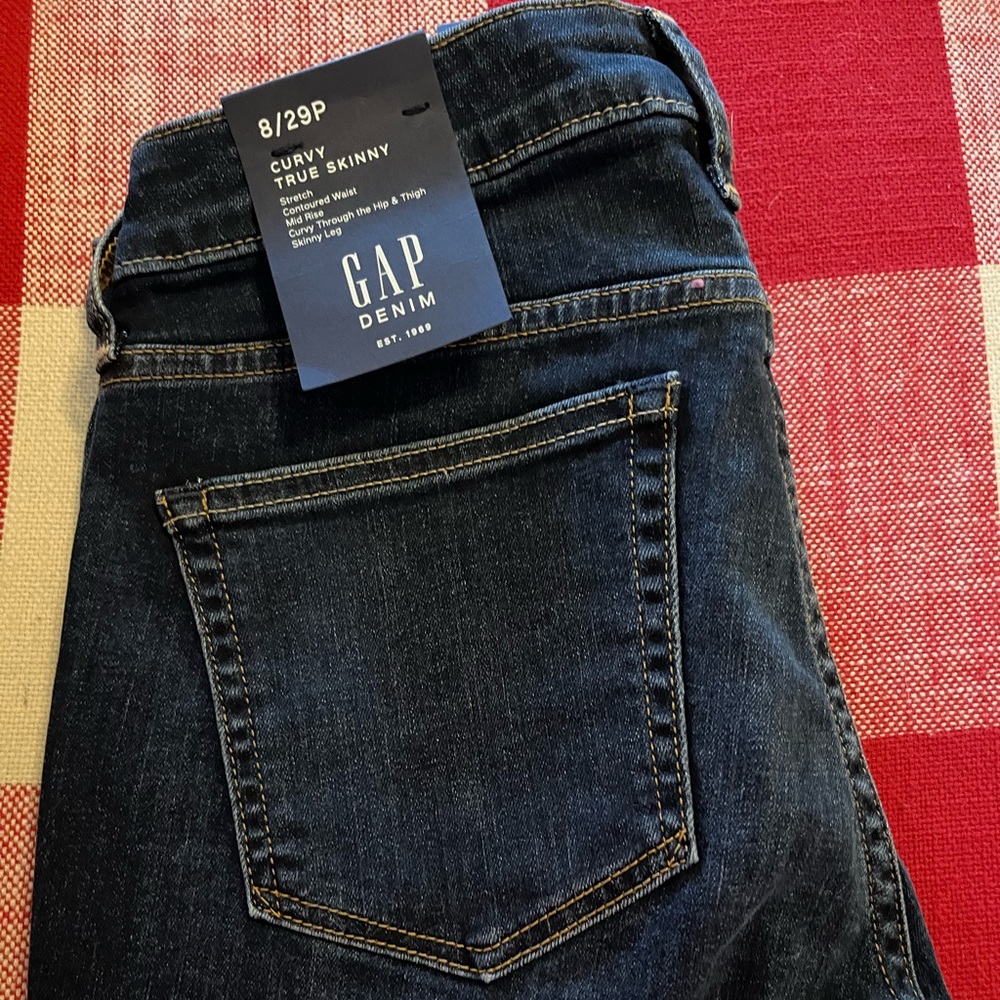 Gap Curvy True Skinny jeans
